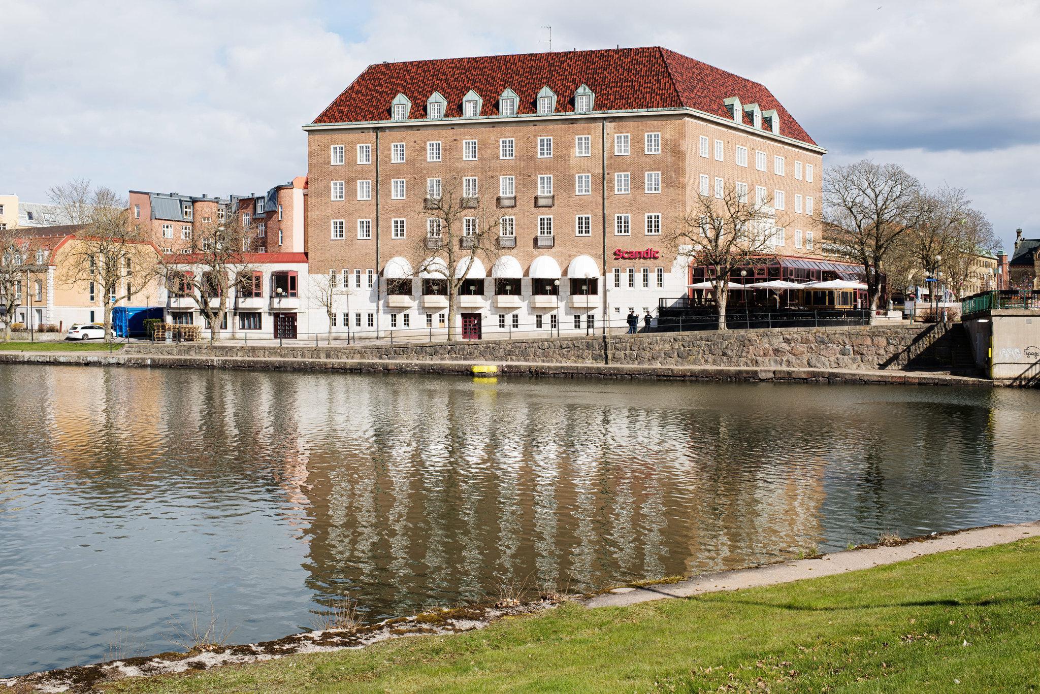 Scandic Swania Trollhättan Buitenkant foto